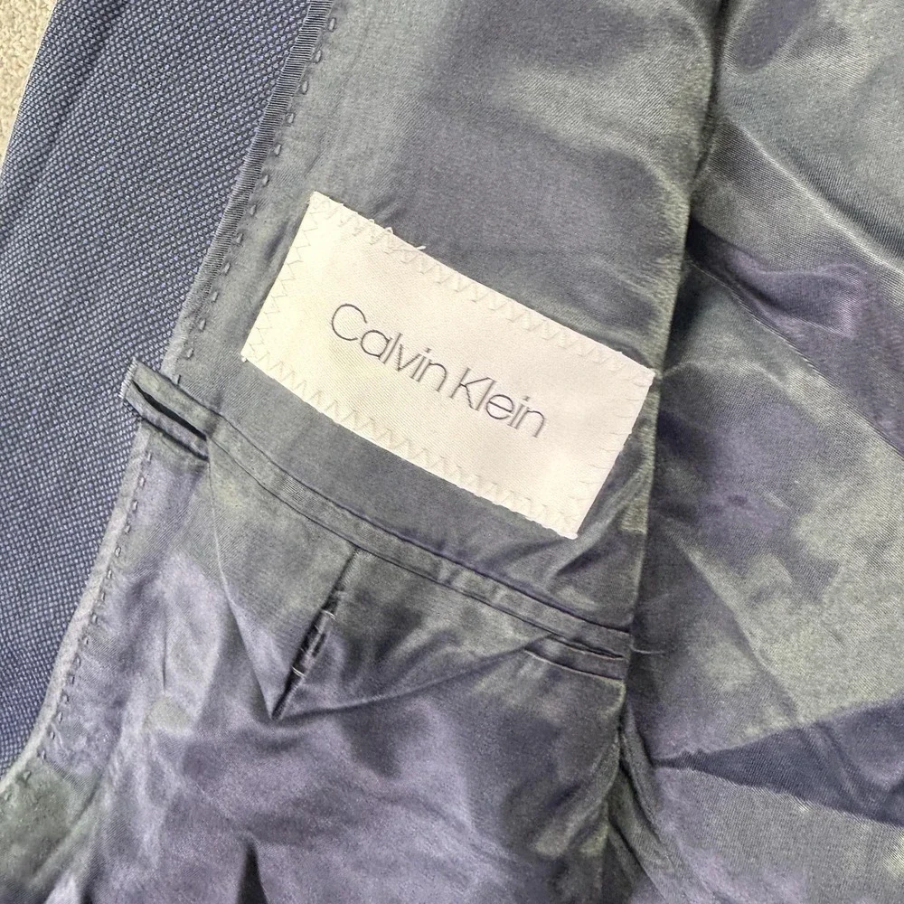Calvin Klein pre owned
